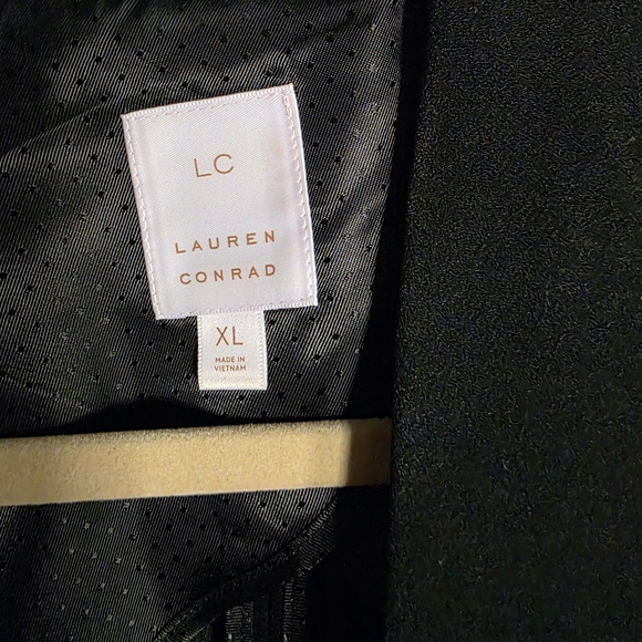 Lauren Conrad Relaxed Black Blazer Good Condition Size XL - Picture 6 of 9